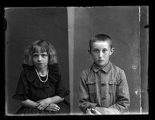 Load image into Gallery viewer, Stefania Gurdowa: Negatives are to be stored