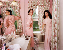 Load image into Gallery viewer, Tina Barney: Family Ties