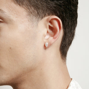 Wolf Circus - Pearl Stud Silver Earring