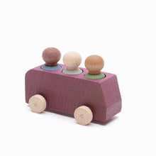 Load image into Gallery viewer, Lubulona - Wooden Bus w/3 figures
