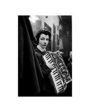 Load image into Gallery viewer, Robert Doisneau: Selected Works
