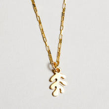 Load image into Gallery viewer, Wolf Circus Charm Leaf Necklace

