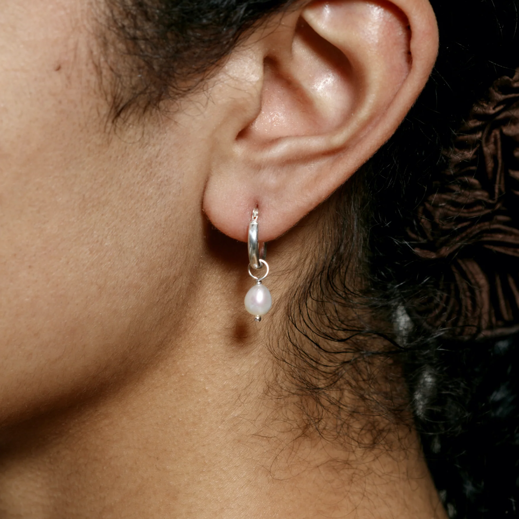 Wolf circus pearl discount earrings